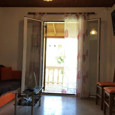 Panorea * מוראיטיקה